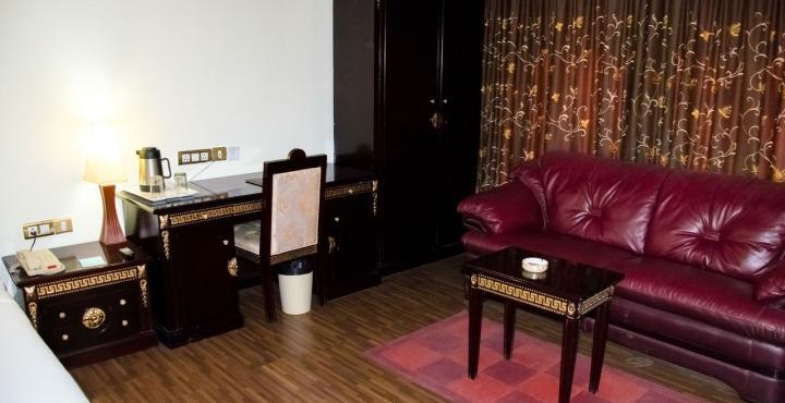 The Shelton Grand Hotel 벵갈루루 외부 사진