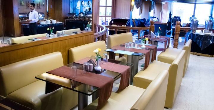 The Shelton Grand Hotel 벵갈루루 외부 사진