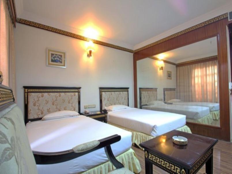 The Shelton Grand Hotel 벵갈루루 외부 사진