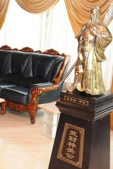 The Shelton Grand Hotel 벵갈루루 외부 사진